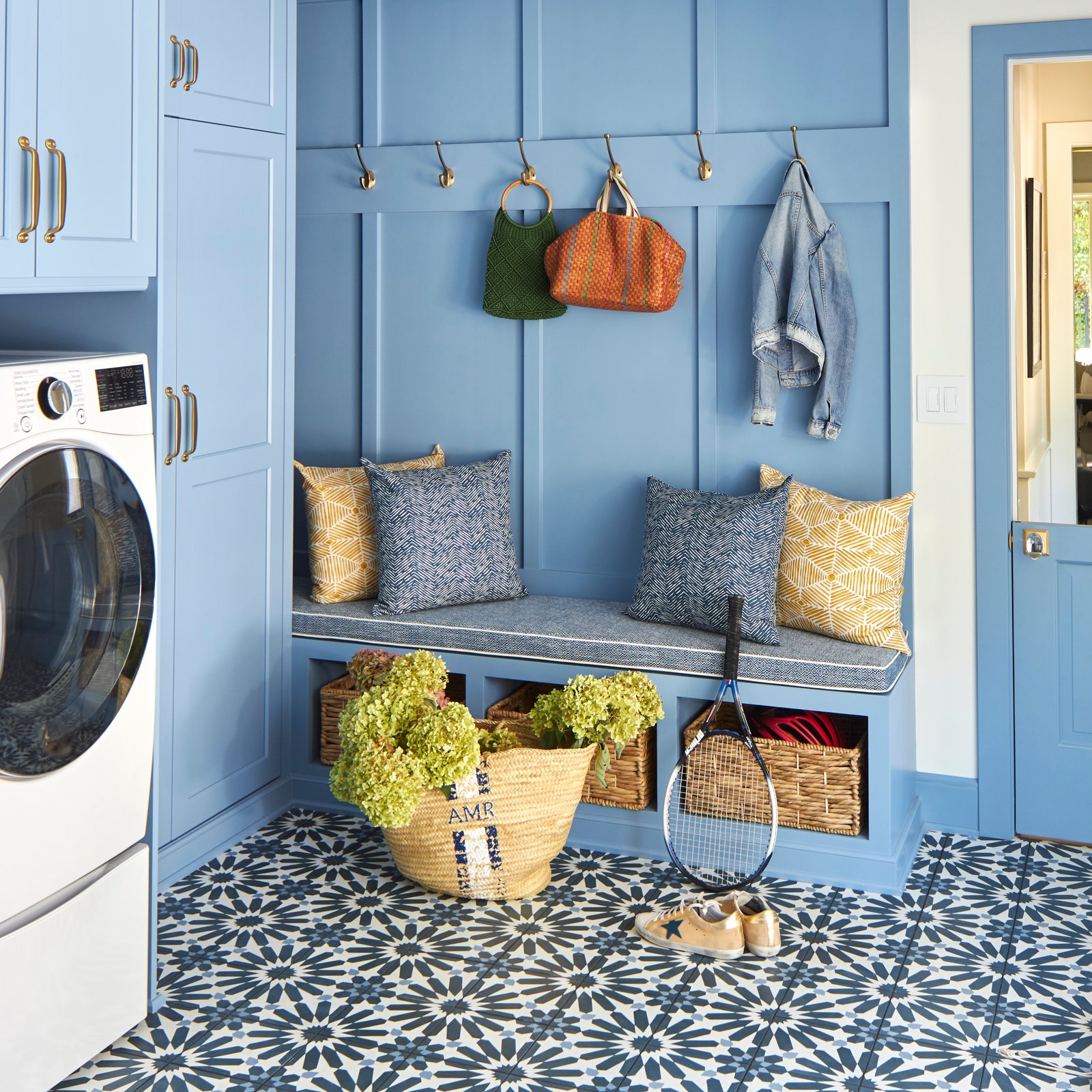26 Small Laundry Room Ideas for the Tiniest of Apartments